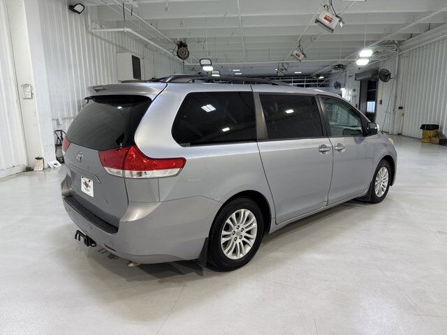 2013 Toyota Sienna XLE San Antonio TX