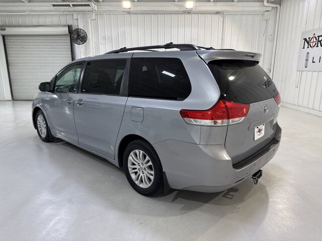 2013 Toyota Sienna XLE San Antonio TX