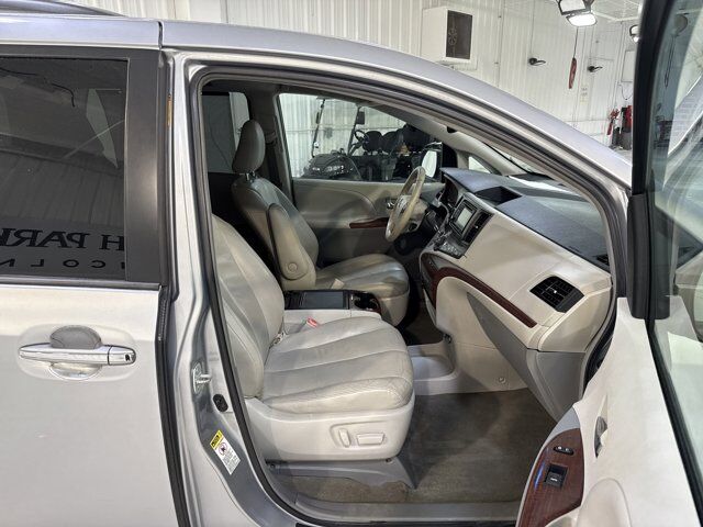 2013 Toyota Sienna XLE San Antonio TX