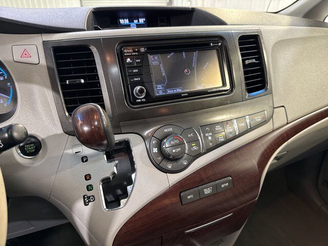 2013 Toyota Sienna XLE San Antonio TX