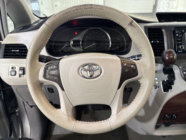 2013 Toyota Sienna XLE San Antonio TX