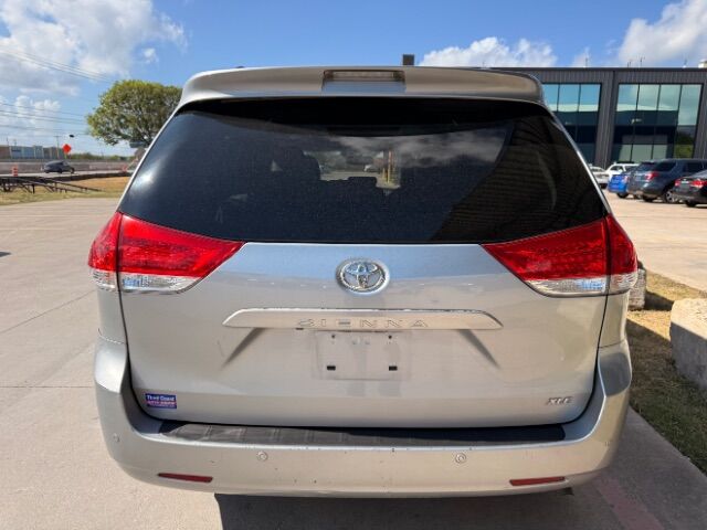 2013 Toyota Sienna XLE V6 8 Passenger Round Rock TX