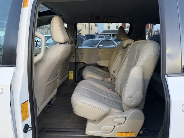 2013 Toyota Sienna XLE Whitehall PA