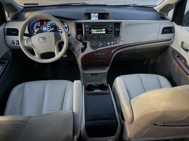 2013 Toyota Sienna XLE Whitehall PA