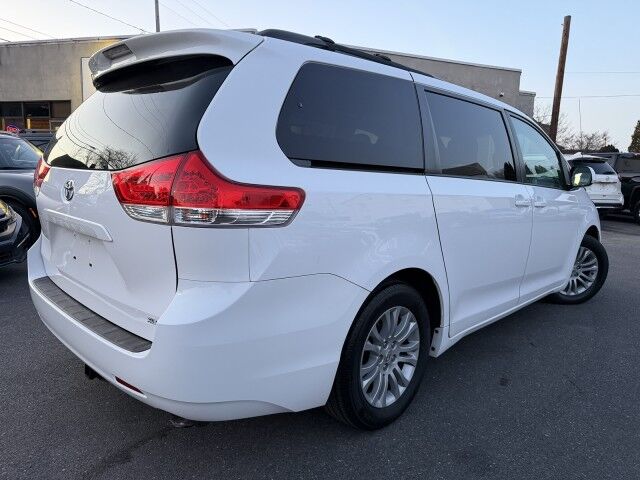 2013 Toyota Sienna XLE Whitehall PA