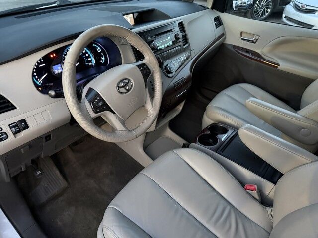 2013 Toyota Sienna XLE Whitehall PA