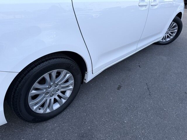 2013 Toyota Sienna XLE Whitehall PA