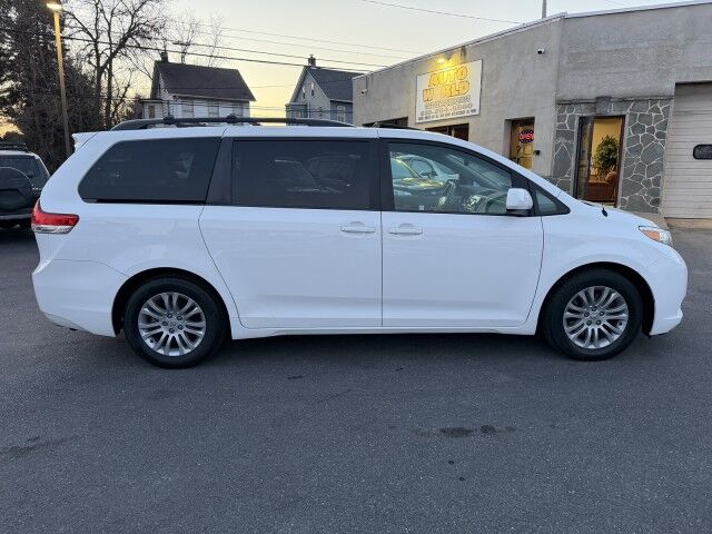 2013 Toyota Sienna XLE Whitehall PA