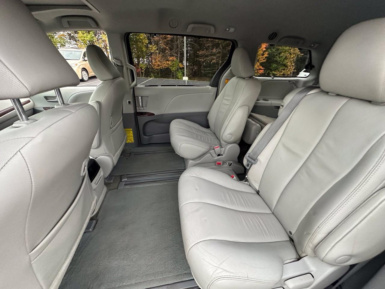 2013 Toyota Sienna XLE Fredericksburg VA