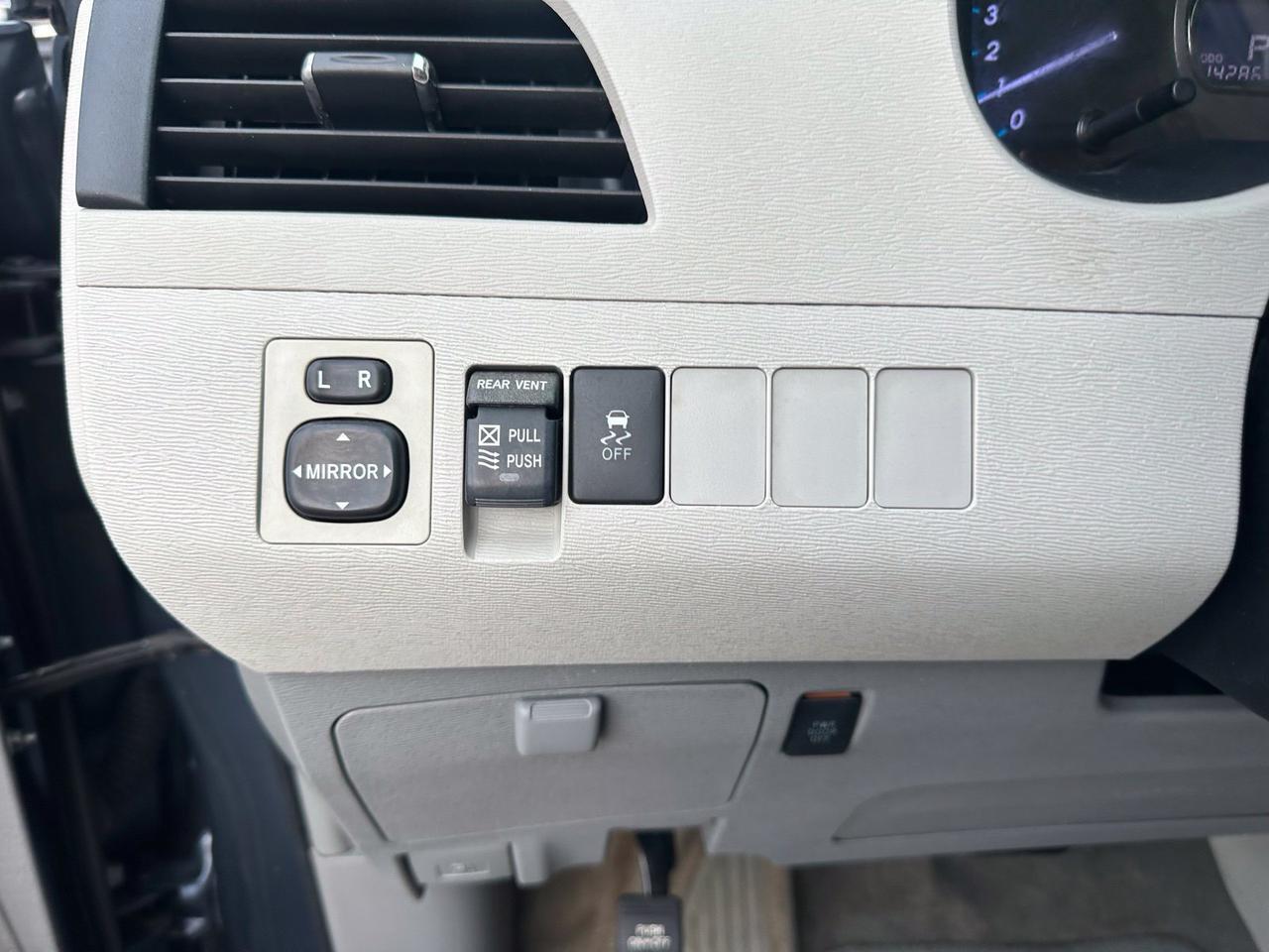 2013 Toyota Sienna XLE Fredericksburg VA