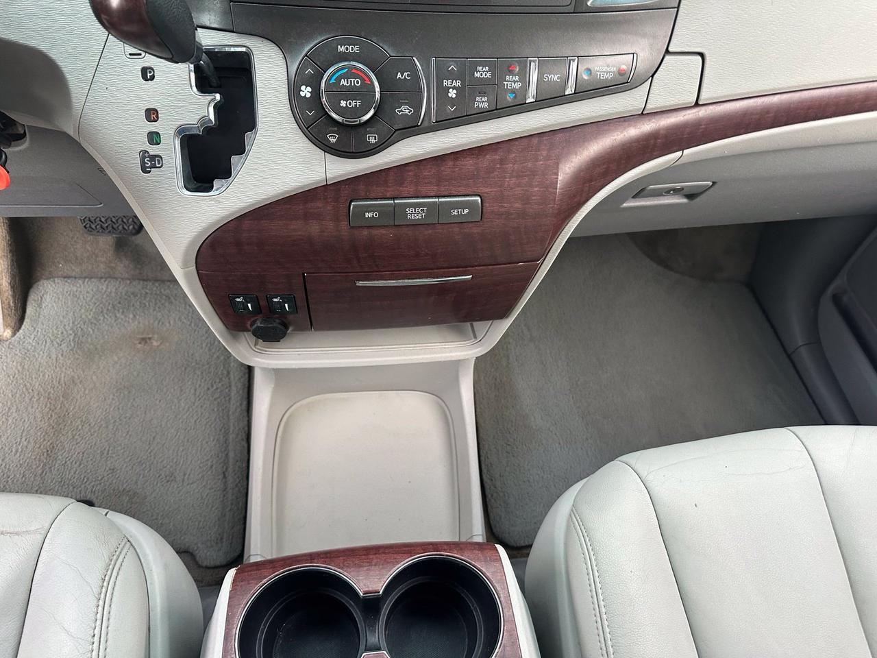 2013 Toyota Sienna XLE Fredericksburg VA