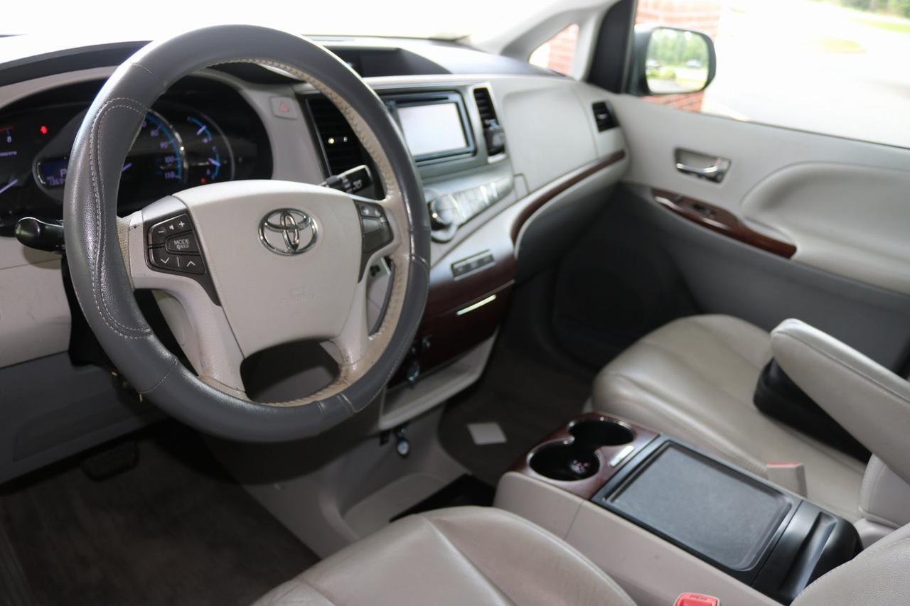 2013 Toyota Sienna XLE Fredericksburg VA