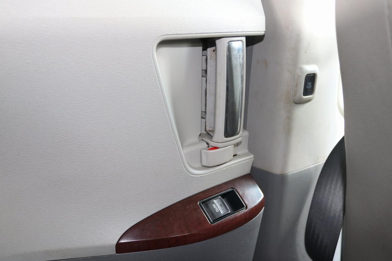 2013 Toyota Sienna XLE Fredericksburg VA