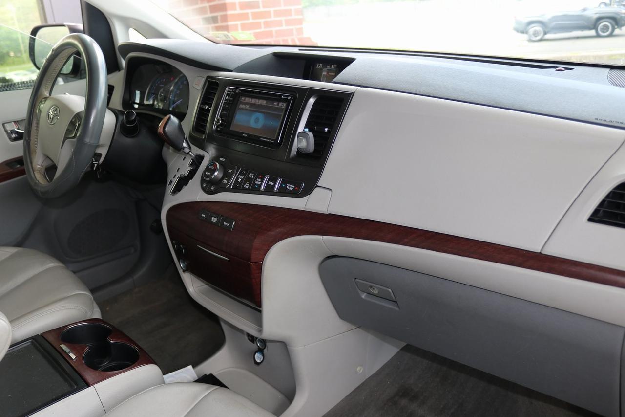 2013 Toyota Sienna XLE Fredericksburg VA