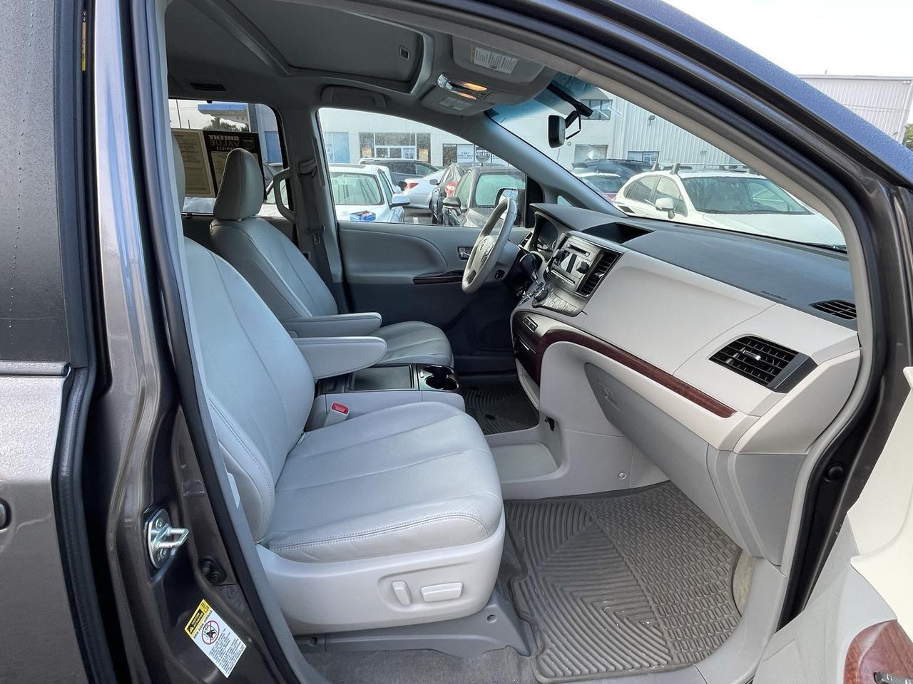 2013 Toyota Sienna XLE Alexandria VA