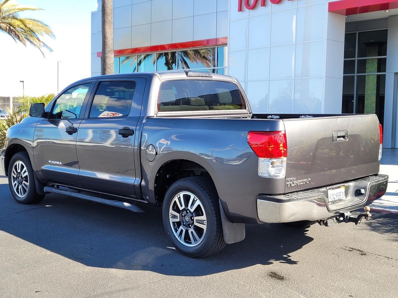 2013 Toyota TUNDRA CREWMAX V8 Vacaville CA