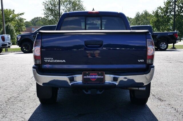 2013 Toyota Tacoma 4X4 / Limited Package / Tow Package! High Point NC