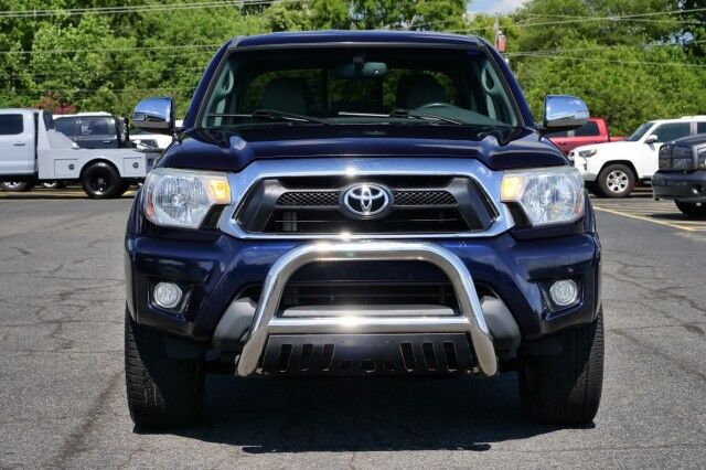 2013 Toyota Tacoma 4X4 / Limited Package / Tow Package! High Point NC