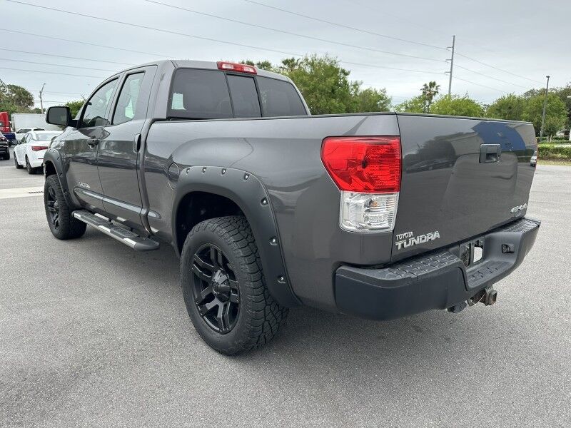 2013 Toyota Tundra 4WD Truck
