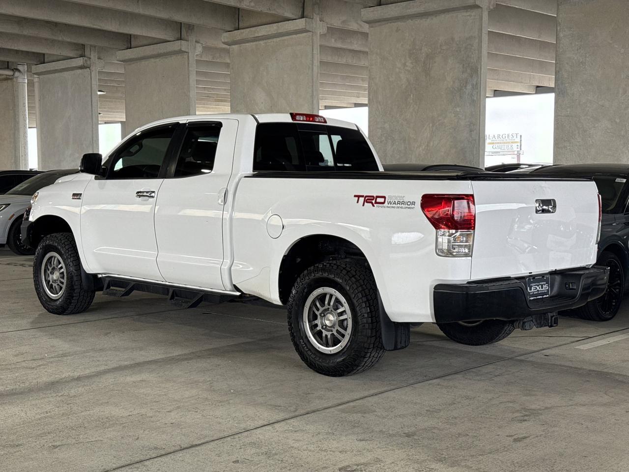 2013 Toyota Tundra 4WD Truck GRADE