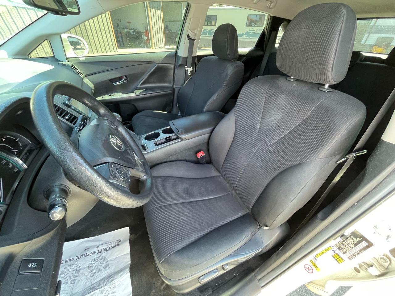 2013 Toyota Venza LE I4 FWD Hayden ID