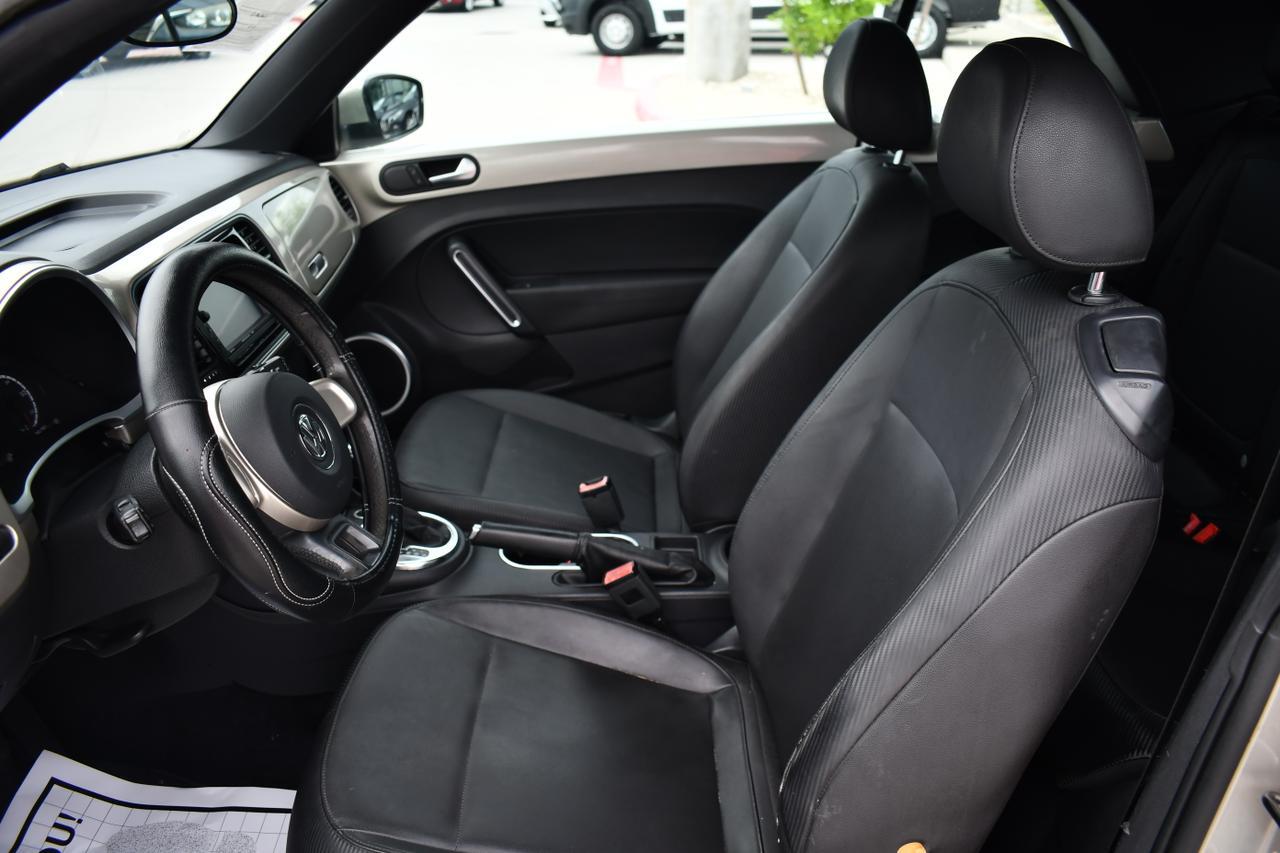 2013 VOLKSWAGEN BEETLE Houston TX