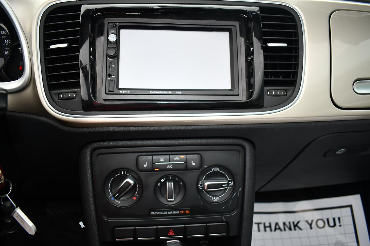 2013 VOLKSWAGEN BEETLE Houston TX