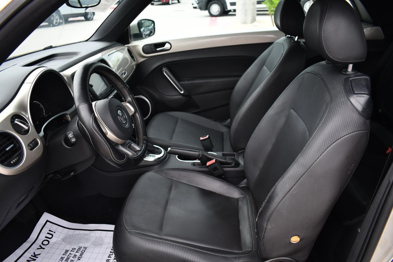 2013 VOLKSWAGEN BEETLE Houston TX