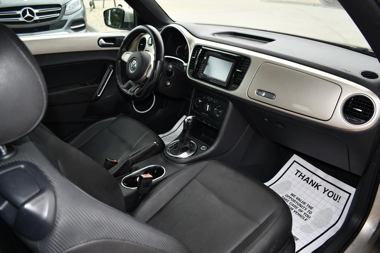 2013 VOLKSWAGEN BEETLE Houston TX