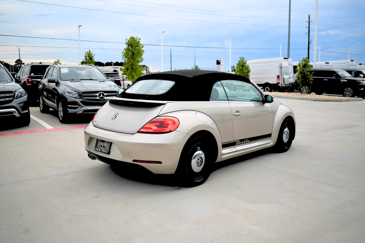 2013 VOLKSWAGEN BEETLE Houston TX