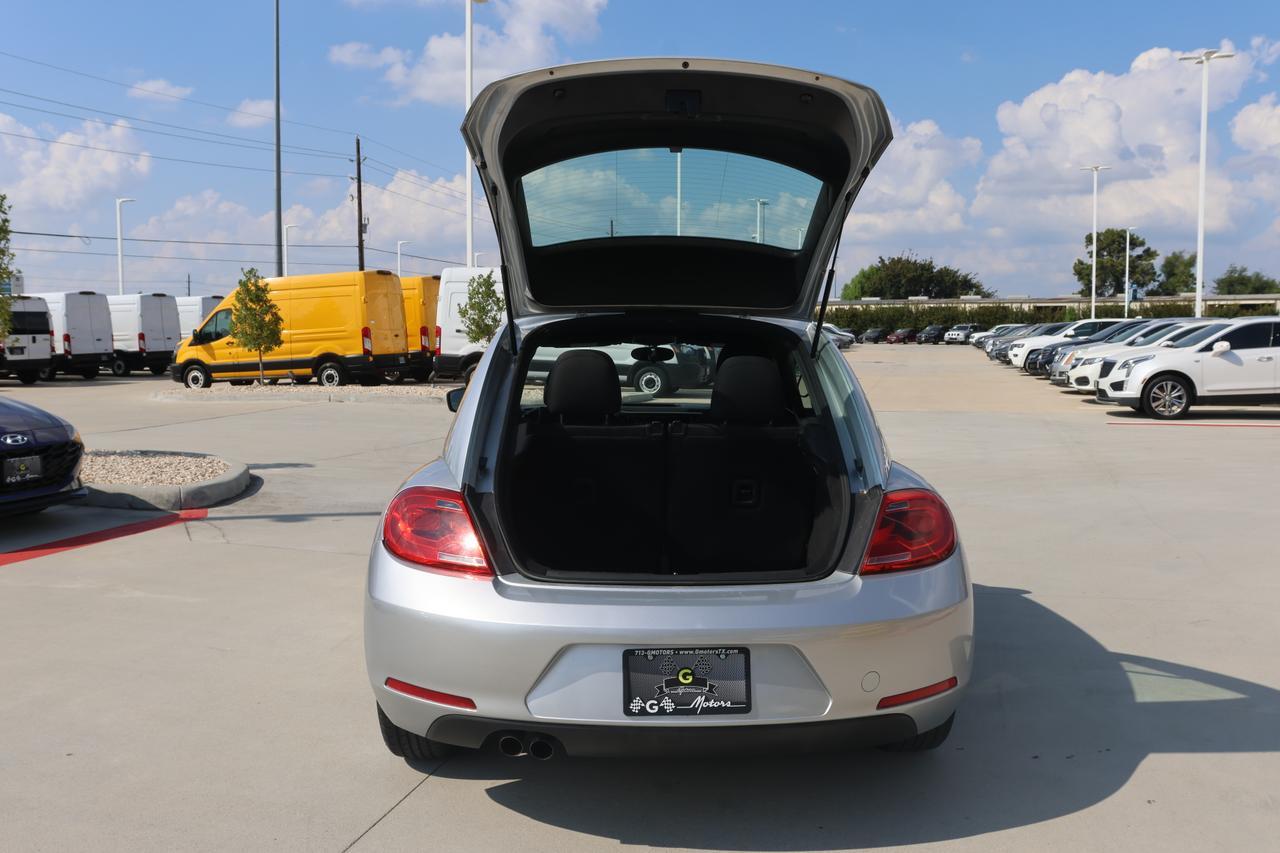 2013 VOLKSWAGEN BEETLE Houston TX