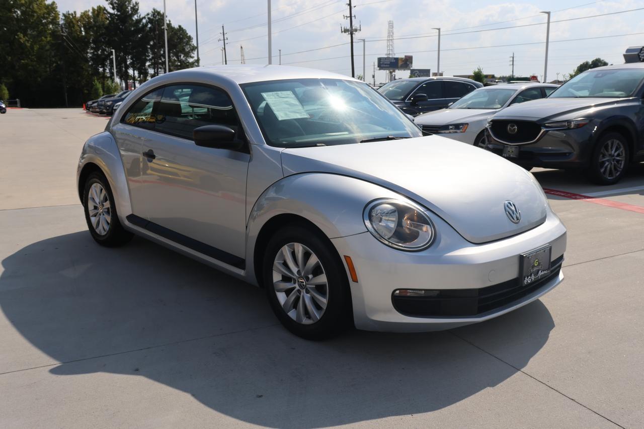 2013 VOLKSWAGEN BEETLE Houston TX