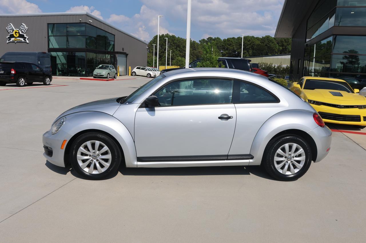 2013 VOLKSWAGEN BEETLE Houston TX