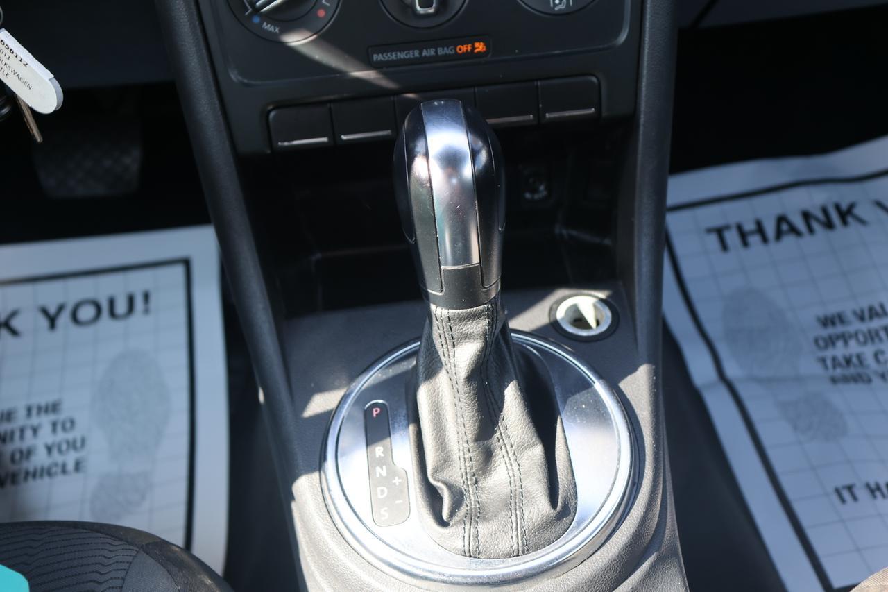 2013 VOLKSWAGEN BEETLE Houston TX