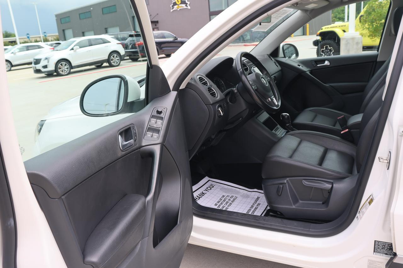 2013 VOLKSWAGEN TIGUAN S Houston TX