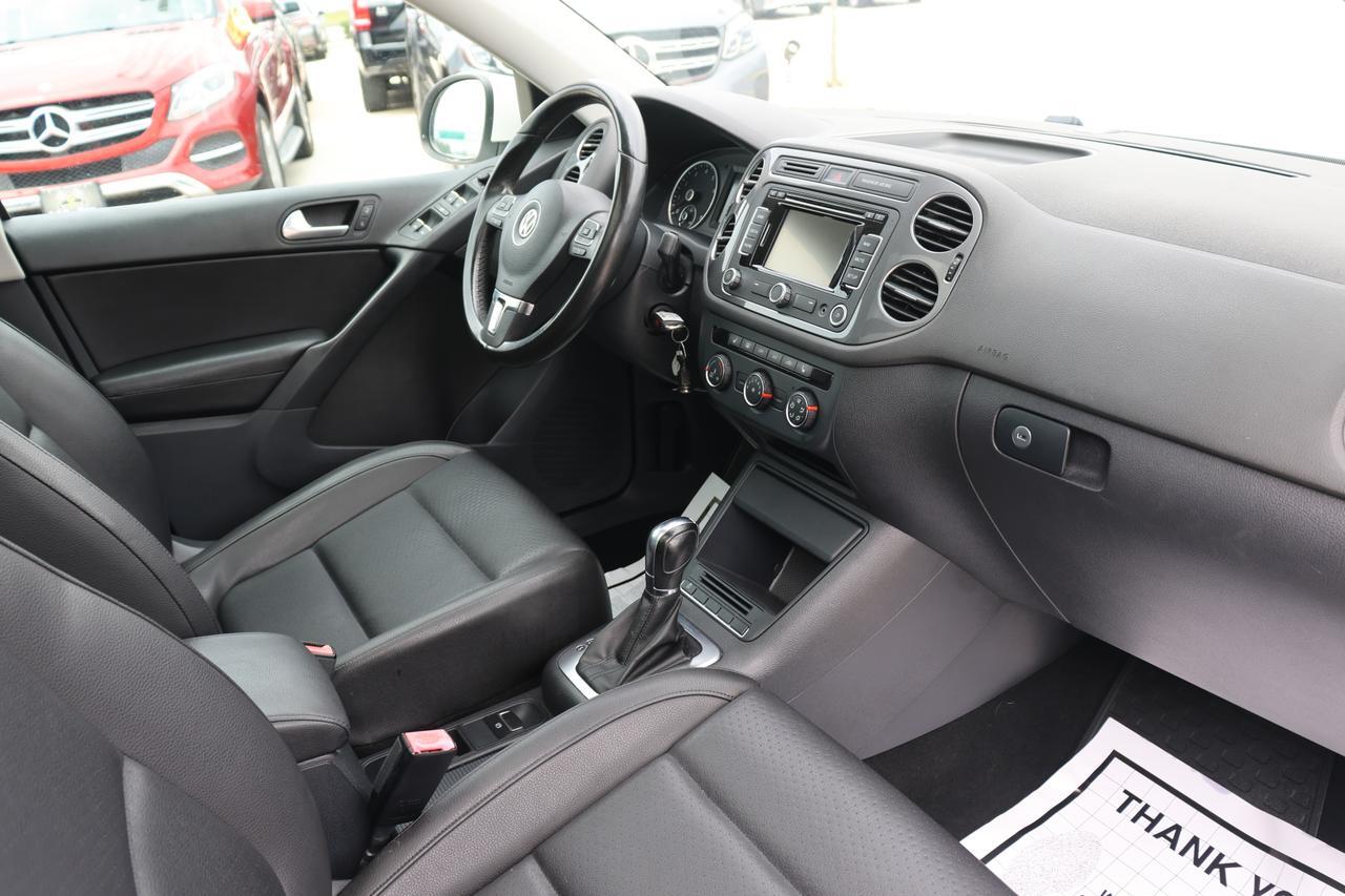 2013 VOLKSWAGEN TIGUAN S Houston TX