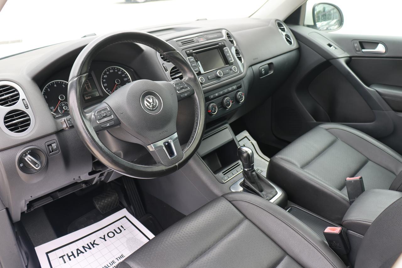 2013 VOLKSWAGEN TIGUAN S Houston TX