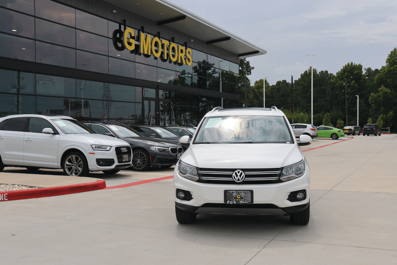 2013 VOLKSWAGEN TIGUAN S Houston TX