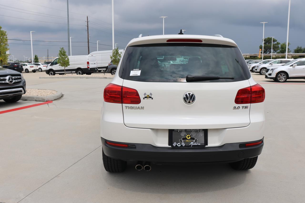2013 VOLKSWAGEN TIGUAN S Houston TX
