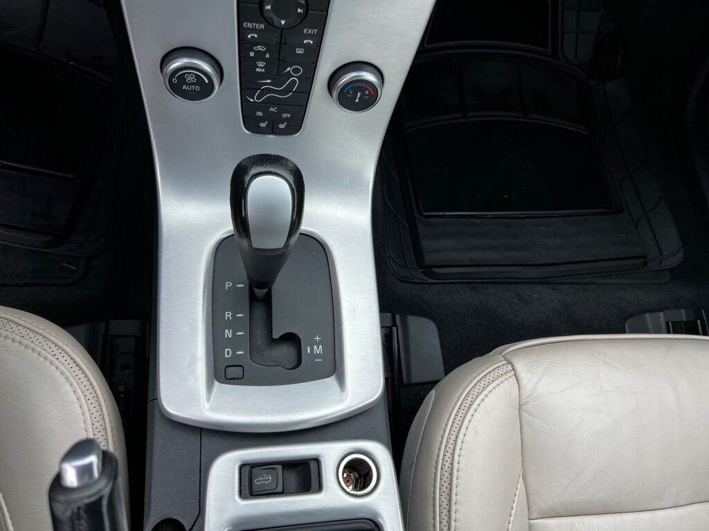 2013 VOLVO C70 T5 Des Moines WA