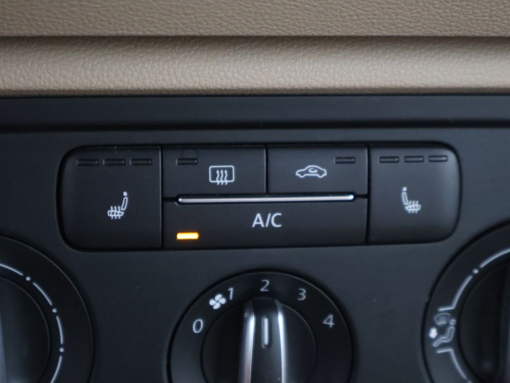 2013 Volkswagen Beetle 2.0 TSi San Clemente CA