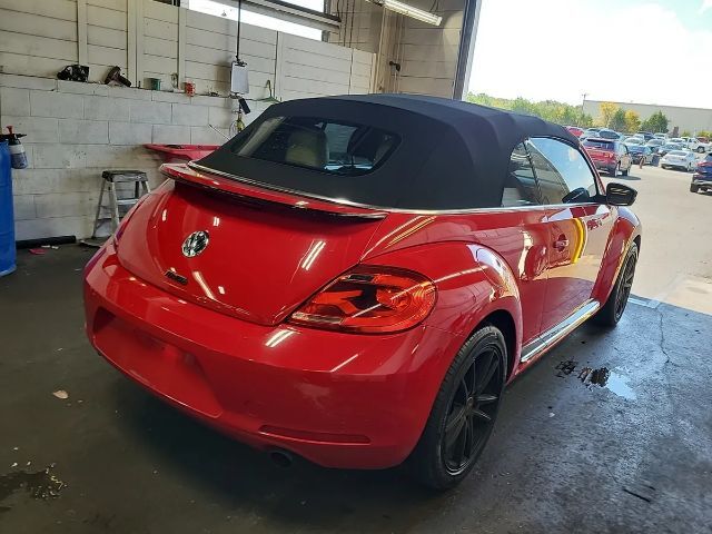 2013 Volkswagen Beetle 2.0T