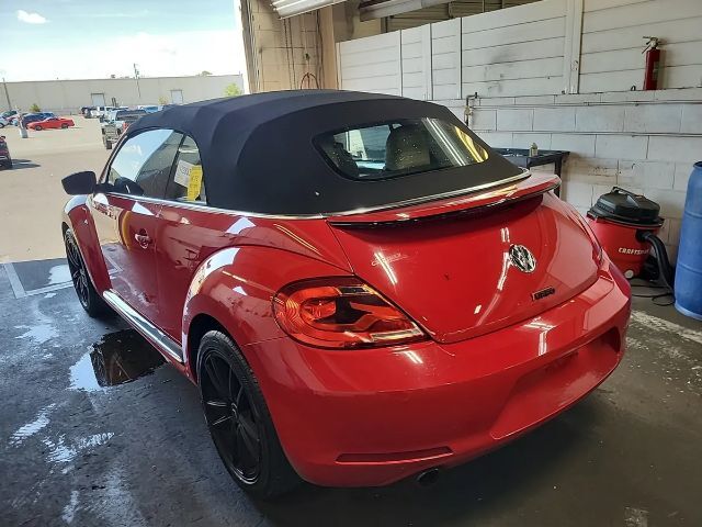2013 Volkswagen Beetle 2.0T