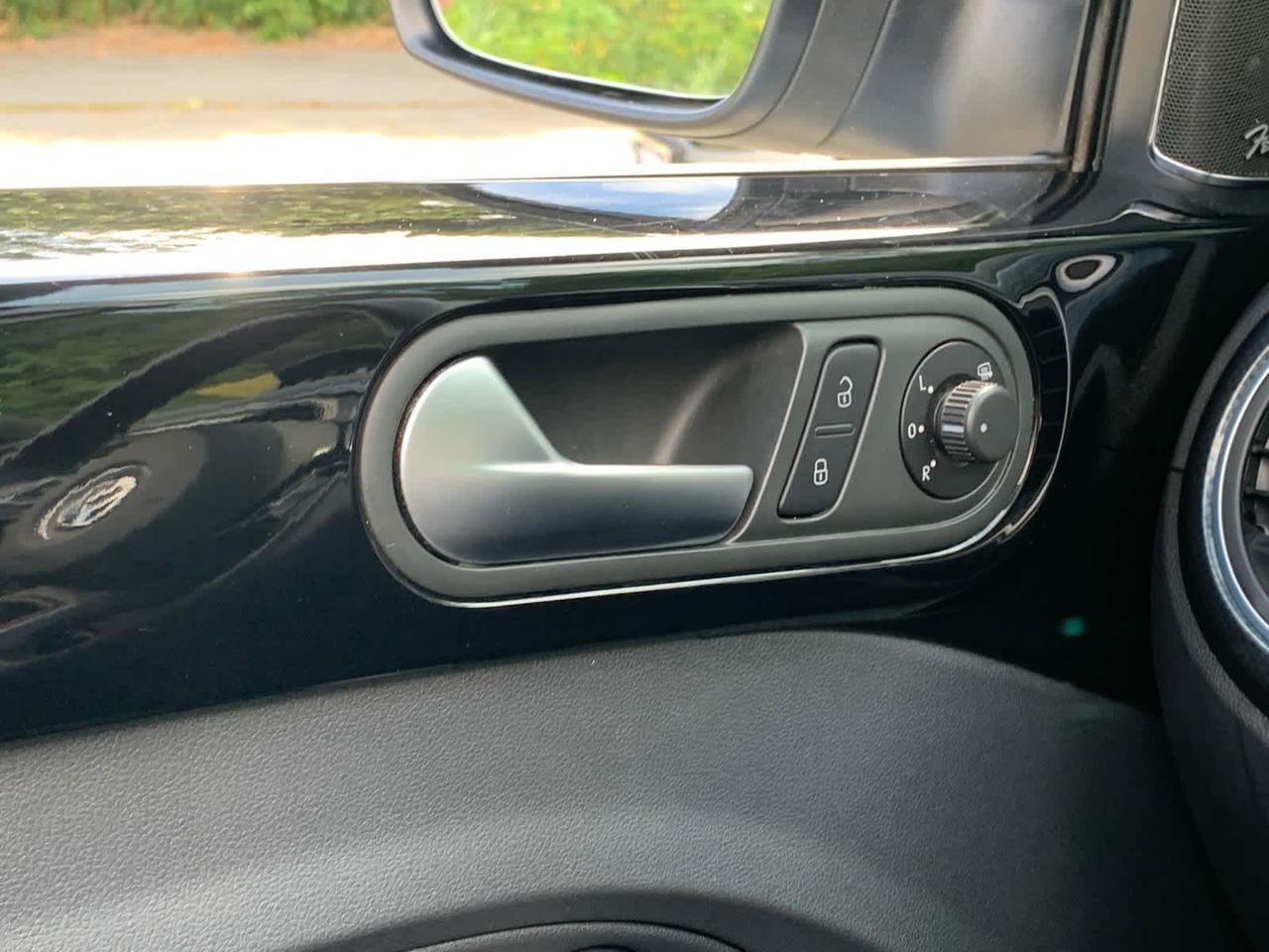 2013 Volkswagen Beetle 2.0T Dartmouth MA