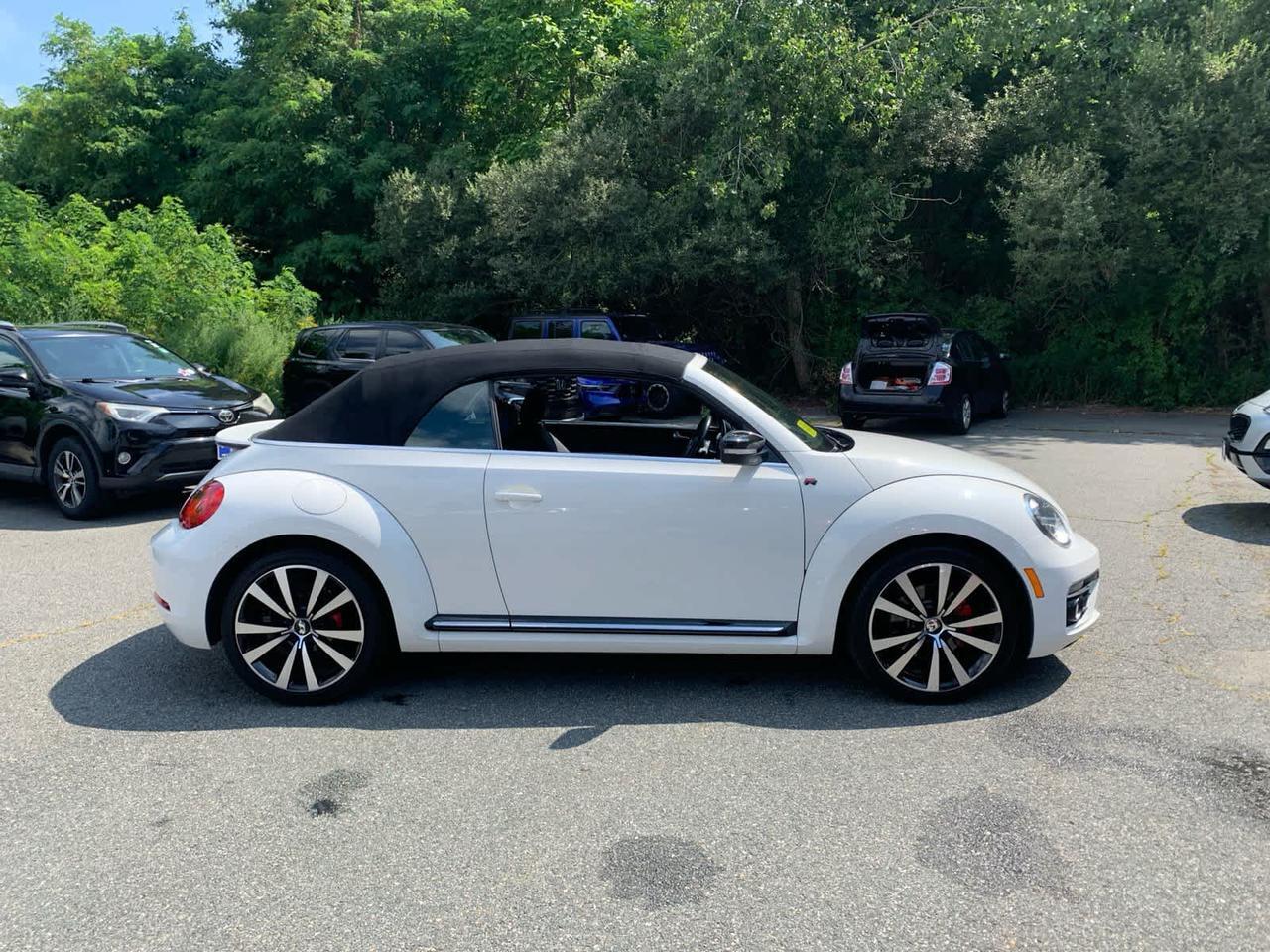 2013 Volkswagen Beetle 2.0T Dartmouth MA