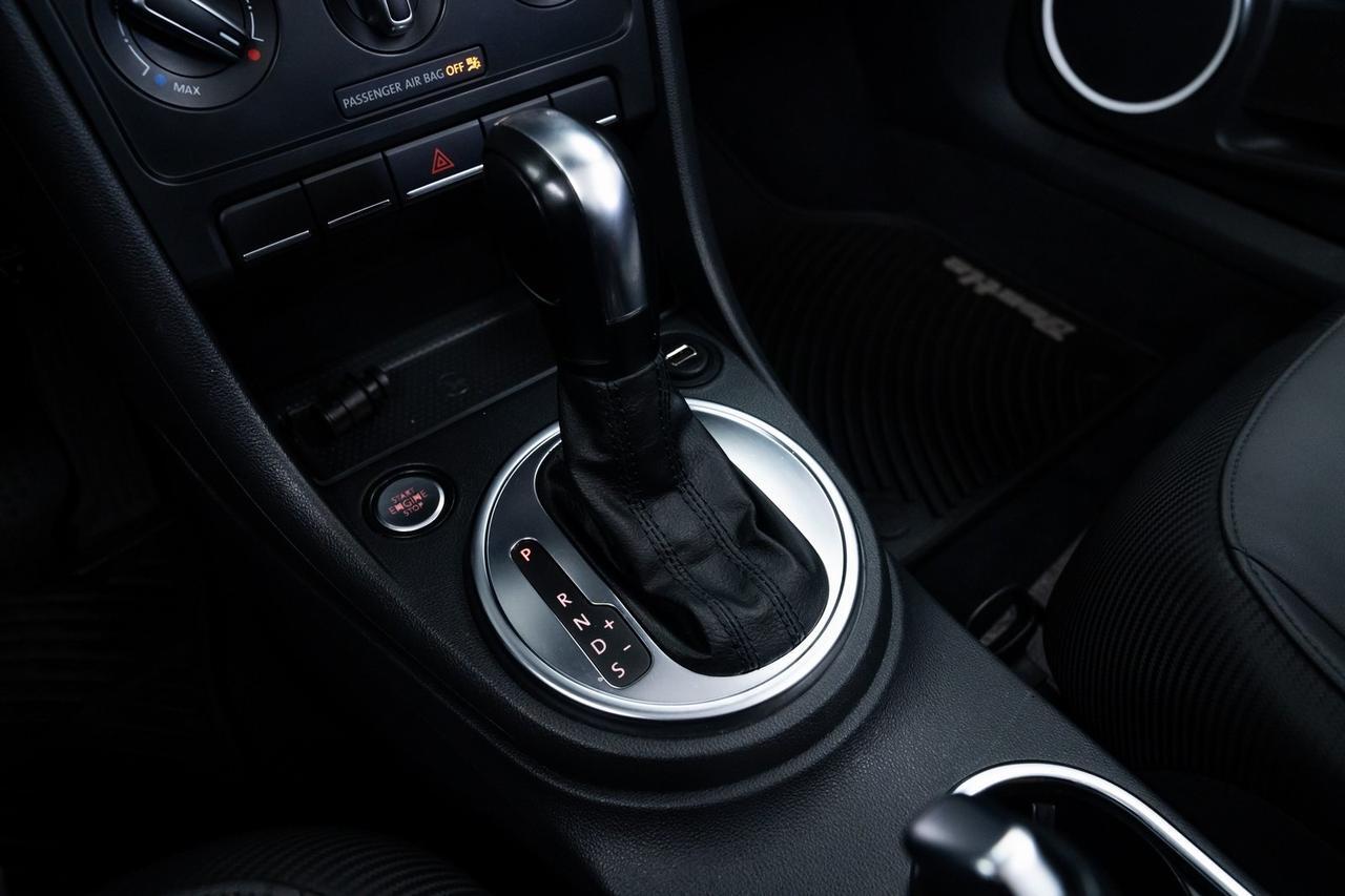 2013 Volkswagen Beetle 2.5L Convertible Heated Seats Portland OR