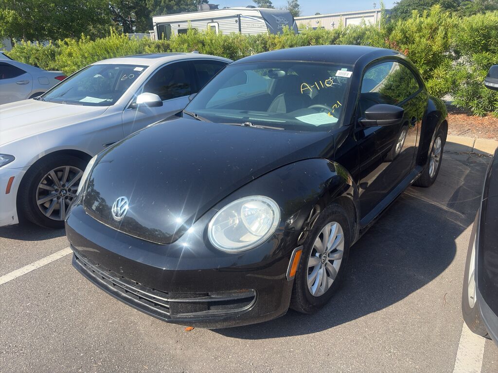 2013 Volkswagen Beetle 2.5L Entry