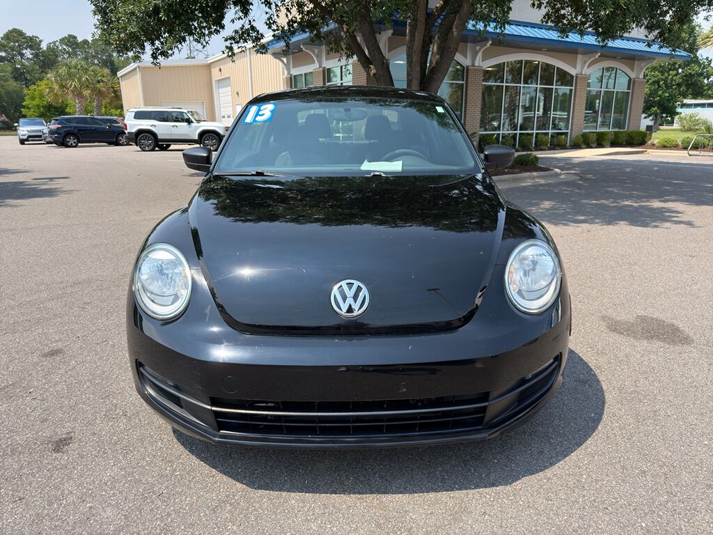 2013 Volkswagen Beetle 2.5L Entry