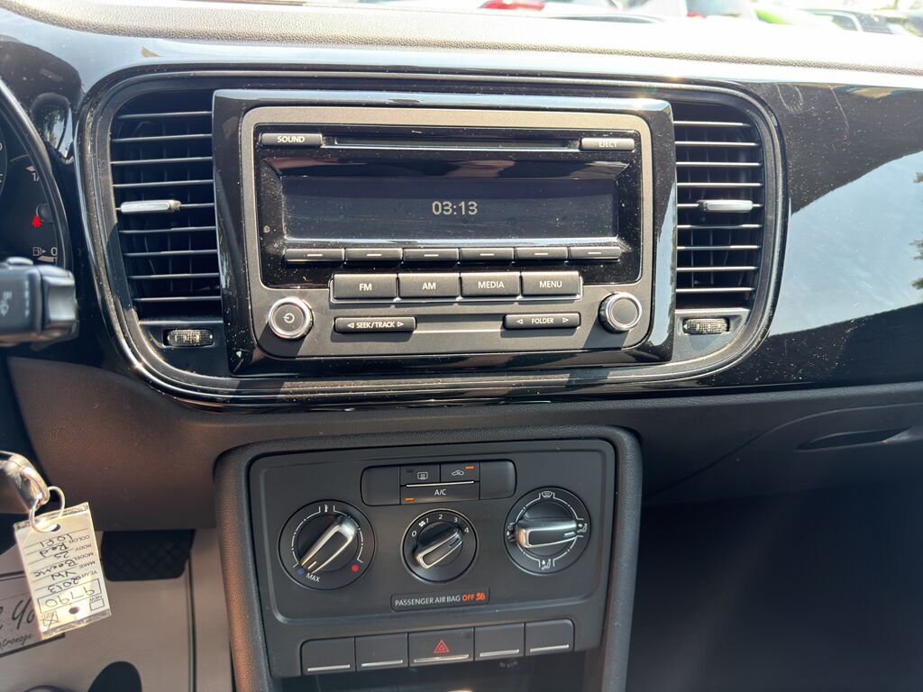 2013 Volkswagen Beetle 2.5L Entry Wilmington NC