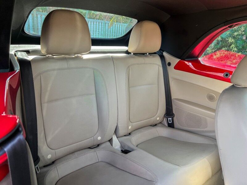 2013 Volkswagen Beetle Convertible 2.5L Wilmington NC